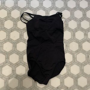 Ivivva leotard black (negotiable)